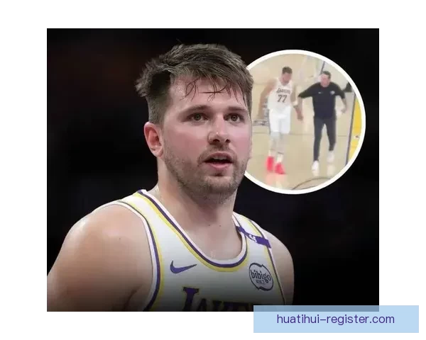 范德比尔特调侃东契奇穿衣走秀 逼穿自家球衣戴金链展现时尚感