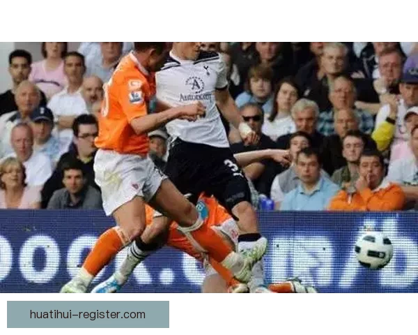 西蒙尼质疑裁判漏判赫拉德踩踏阿尔马达脚踝事件