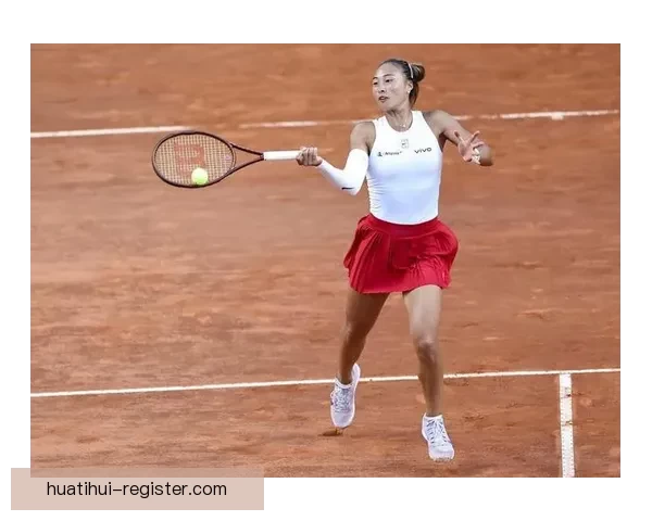 11记Ace火力全开 郑钦文强势晋级WTA1000罗马站女单32强
